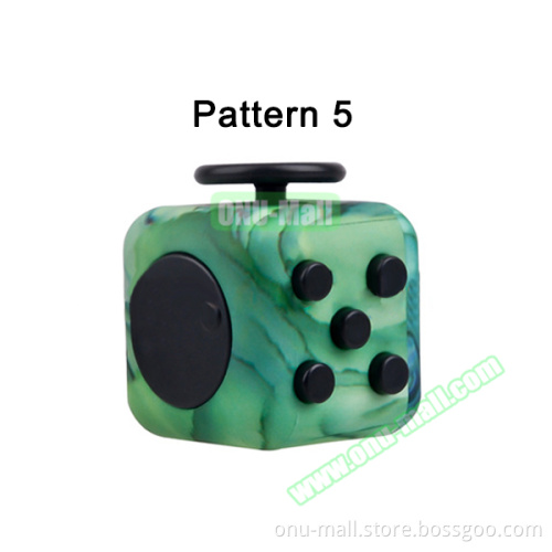 Squeeze Anxiety Anti Stress Camouflage Finger Fidget Spinner Toy